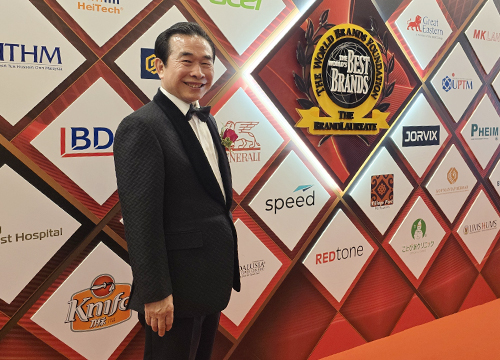 브랜드 로레이(The Brand Laureate)시상식에 참석했습니다.